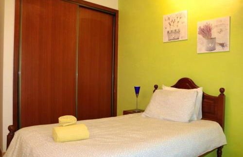 Charming house with fireplace in Grândola, 142 m², Internet included - Foto 14