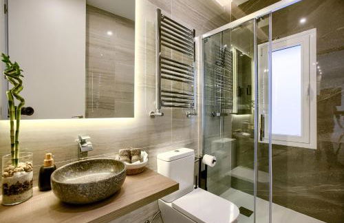 El Cielo: Lujoso Ático en Madrid Centro - Photo 18