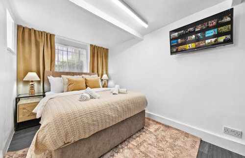 2BR Sleep 6 West London Home Washer Park Wifi Wifi And Parking - Foto 2