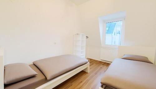 Frankfurt Messe 7min- 3 Zimmer Küche Bad Parkplatz 6 Betten - Foto 2