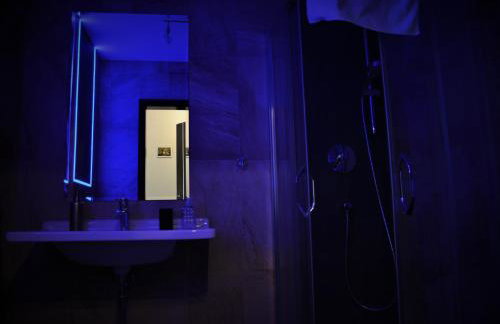 My Universe Mezzanine Apartment Tęczowe Wzgórze - Photo 20