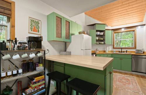 Cozy Mountain Chalet With Hot Tub Outdoor Movie Screen And Fire Place - Foto 38