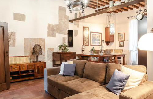 La casa degli esposti - Foto 1