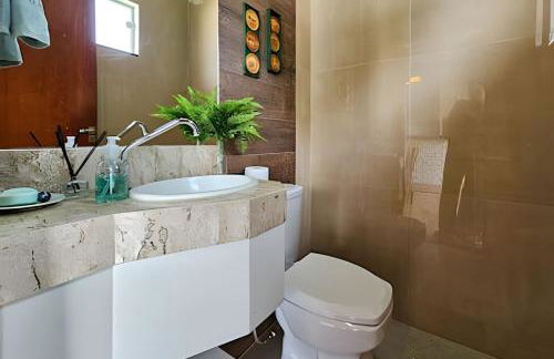 Casa ampla e confortável. Piscina e churrasqueira. - Foto 17