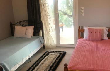 Mountain House near Pyrgos Ilias - Photo 31