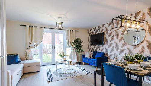 Liverpool-Halewood-Speke - NR Airport & JLR - Sleeps 8 - 5 Beds 1 sofabed 2 Bath Driveway Parking - Docks - Short 2 Long Stays - by Samina, ARZ Stays - Foto 2