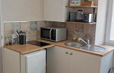 Les meublés de Louis-Marie, 2 appartements indépendants pour 4 personnes, 8 personnes au total, proche du Puy du Fou - Foto 14