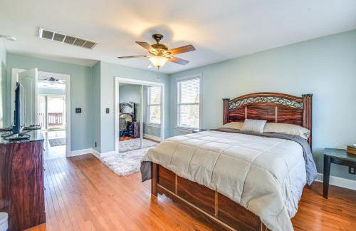 Waterfront Home with Dock and Yard in Hampton! - Foto 13