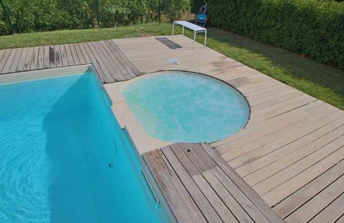 Cottage in Montelabbate with Pool & Forest - Foto 23