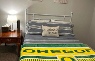 Emerald City 3 Bedroom 1 bath Home - Photo 21