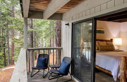 Woodsy retreat near Northstar & lake - Foto 5