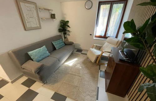 Lakefront Apartment with Panoramic Pool - Foto 32