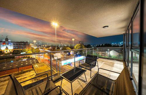 Luxury 2BR Penthouse-1, Private Terrace, City Center, Free Parking - Foto 19