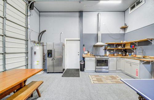 Westport Home with Hot Tub 2 Blocks to Beach! - Foto 20