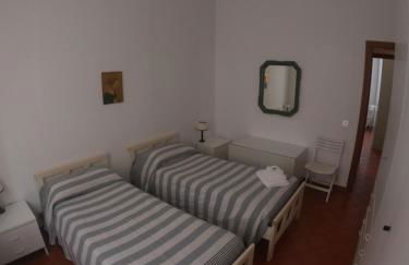 A pochi passi dal mare by PortofinoVacanze - Foto 43