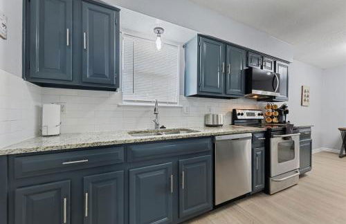 Spacious Retreat - Near IAH Airport & Lake Houston, Sleeps 9 - Foto 41