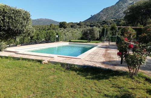 ENTRESIERRAS Apartamentos rurales con chimenea, barbacoa y espacio para eventos - Foto 28