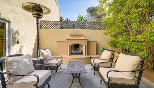 Swim, Golf and Relax Luxe Townhome in Aptos - Foto 3