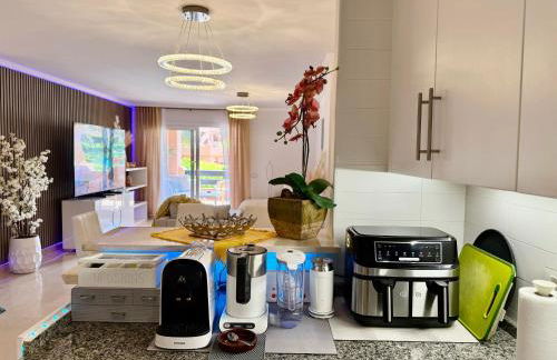 Casares Beach Golf Apartment With Private Garden Direct Pool Access - Photo 32