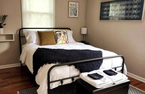 Cozy house near Lake Erie, 10 minutes to Downtown. - Foto 1