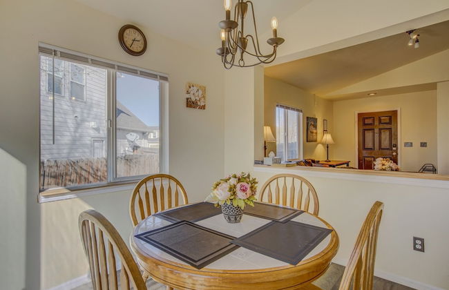 South Side COS & Ft. Carson Value Stay! Dogs OK! - Foto 14