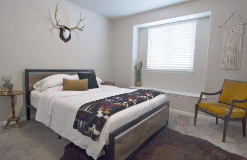 Southwestern Style 4 Bedroom Nampa Home Sleeps 16! - Foto 19