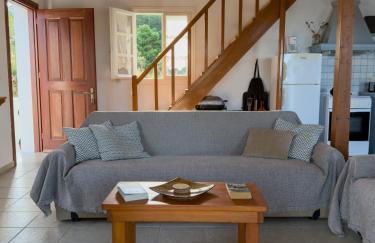 Regina Villa - Photo 9