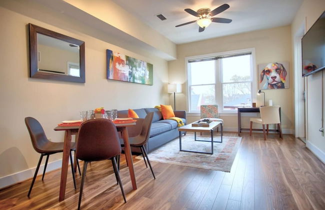 Walk Score 91 Balcony Near King ST - Photo 1