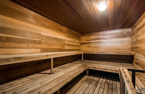 Dont miss the Main level Cozy Winter Retreat - Photo 23