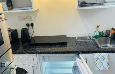 Femros Cosy one bed apt,12mins to Birmingham city ctr - Foto 3