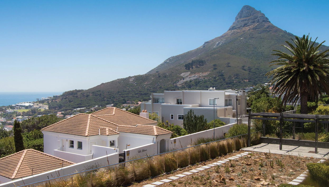 The Crystal - Photo 1