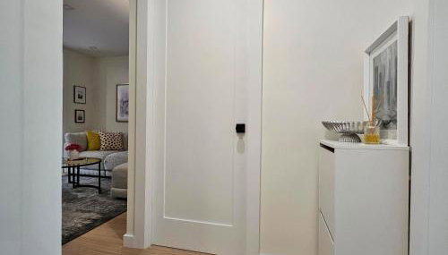 Bright Modern 2-bedroom apartment - Prime Astorioa - near subway - Foto 1