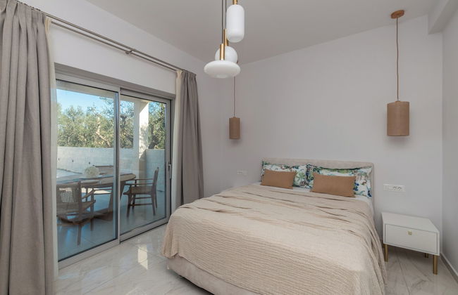 Camelia Luxury Suites - Private Pool & Jaccuzi - Foto 7