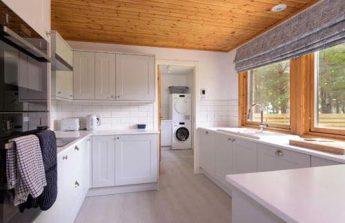 Ballater Bungalow - 4 bed - Beautiful Garden - Foto 11