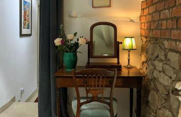 Little Underhill - Photo 28