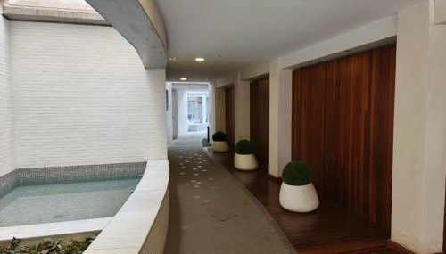 BONITO APARTAMENTO a 200 metros del centro de Sevilla con piscina y parking gratis - Foto 2, Lobby or reception