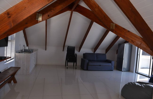 Pelican Cove is a Modern 4-bedroom Holiday Home in Langebaan With Some Sea Views - Foto 8