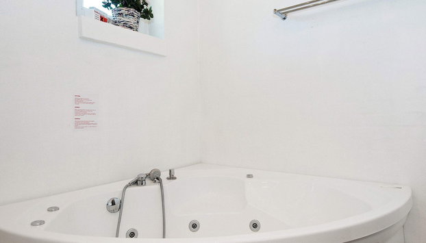 5 Star Holiday Home in Ega - Photo 4, Spa treatment