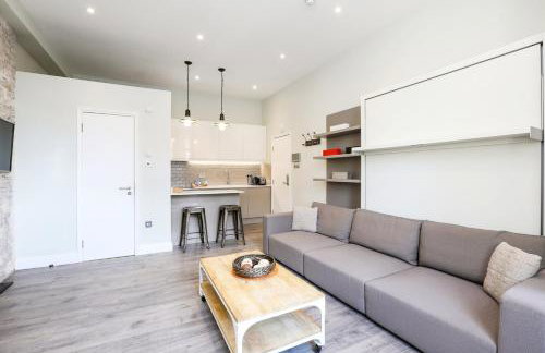 First floor- studio 5 min walk to West Hampstead. - Foto 4