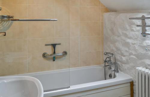 Yew Tree Cottage - Photo 14