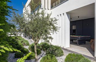 Villa Ula in Pula with heated pool, sauna & private tennis court - Photo 52