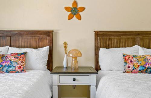 13-Acre Private Estate, Private Lake, Private Golf Range, Private Forest & Hiking Trails - Foto 49