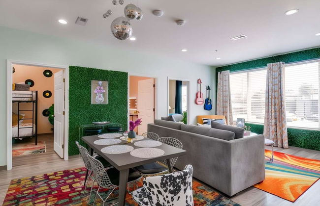 NEW 4 Bedroom Apt Near DT Walk to Restaurants - Foto 26