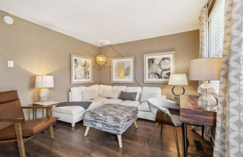 Belmont kings 1 mile to downtown and park free - Foto 16