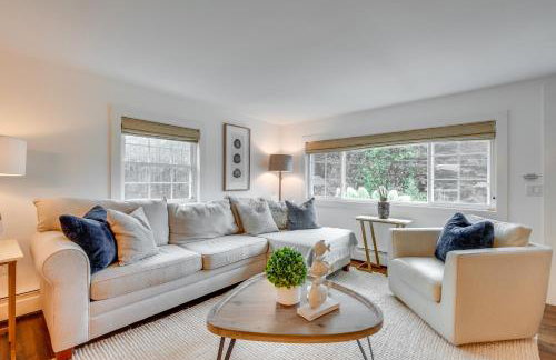 Rye Coastal Retreat with Deck and Outdoor Dining - Foto 5