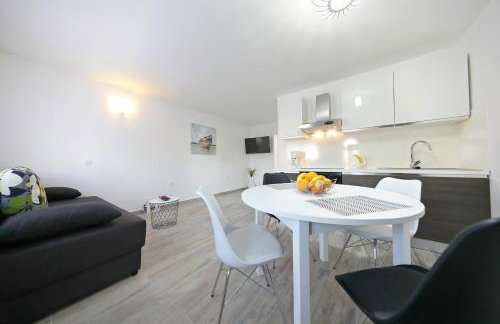 Apartmani NEVA, Pridraga - Foto 24