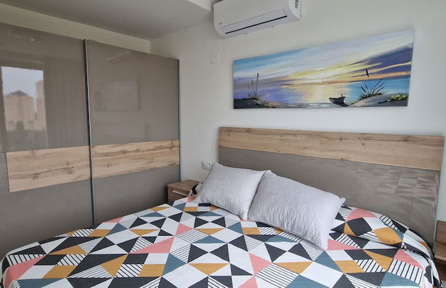 Apartamentos Oasis de la Cala - Foto 2