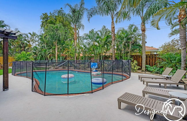 Modern Chic 7-BR with Pool & Gameroom - Foto 35