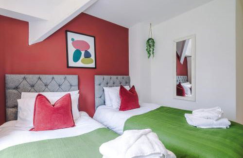 Stylish 4 Bedroom Home in Port Sunlight with 7 Beds Perfect for Business Bookings and Groups - Foto 37