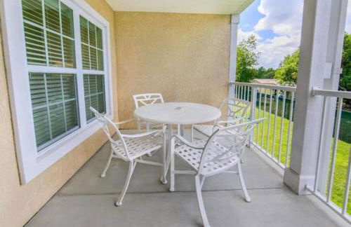 Enjoy mini golf, arcade games, and pools with Family in 2BD Orlando condo - Foto 22